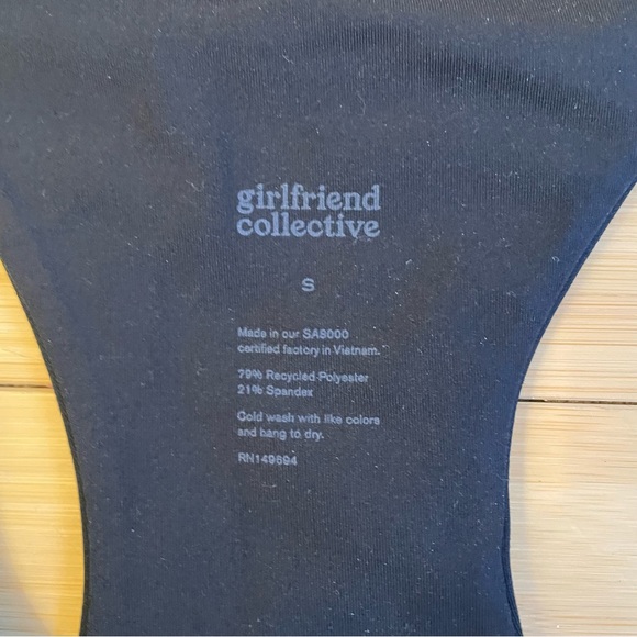 Girlfriend Collective Set - Picture 5 of 6